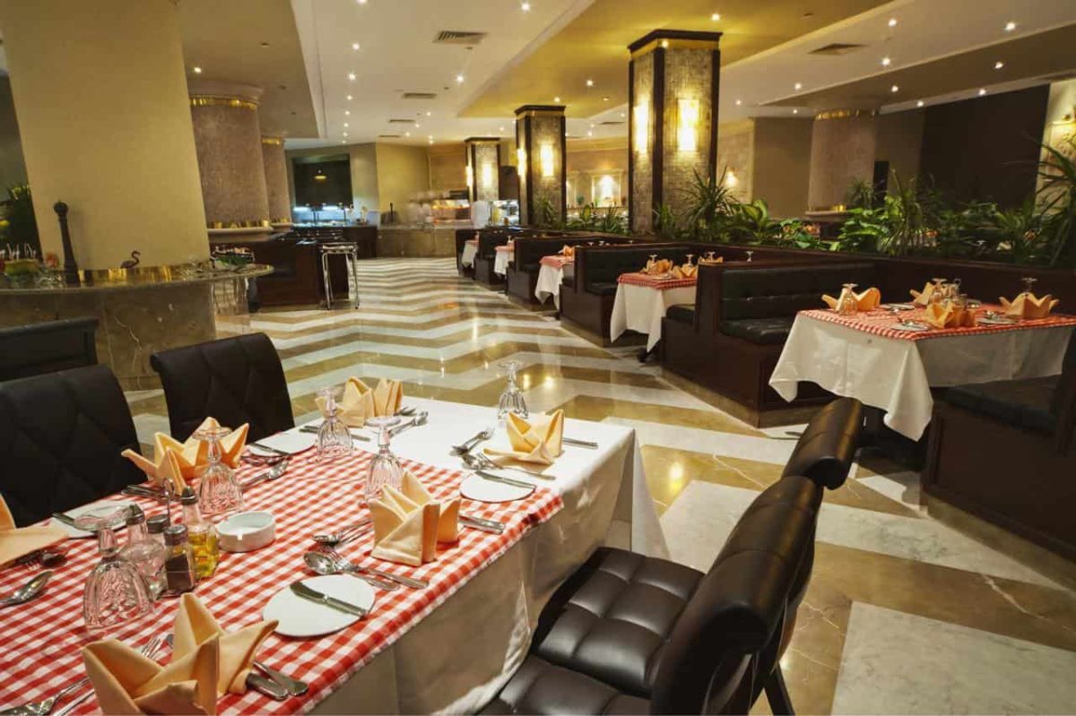 AMC ROYAL RESORT 5*